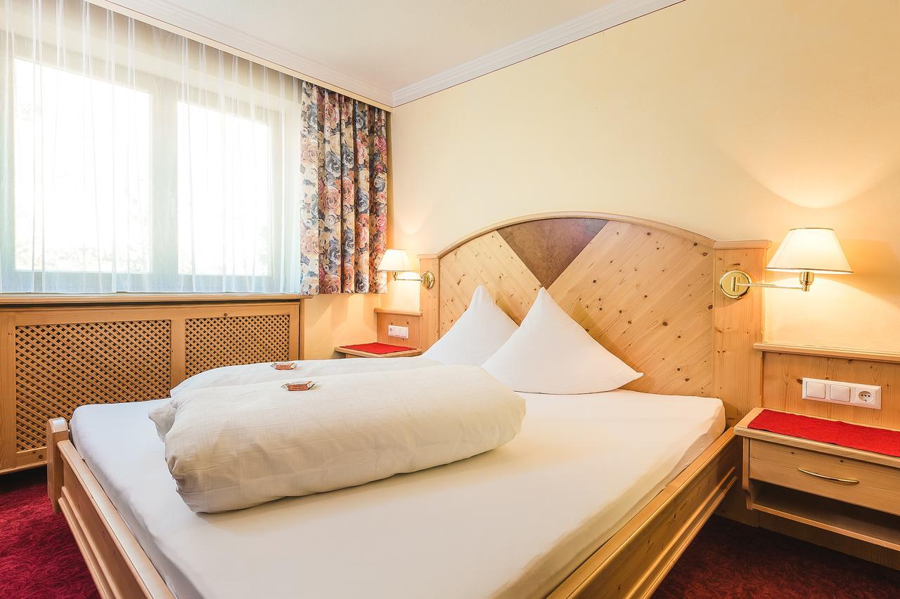 Hotel Garni Tirol Ladis Exteriér fotografie